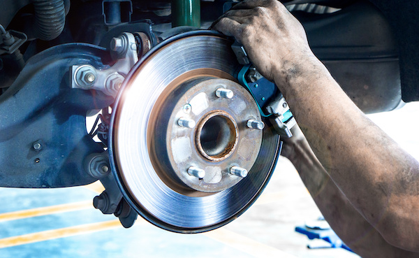 Signs of Brake Wear: How to Recognize When Your Brakes Need Attention